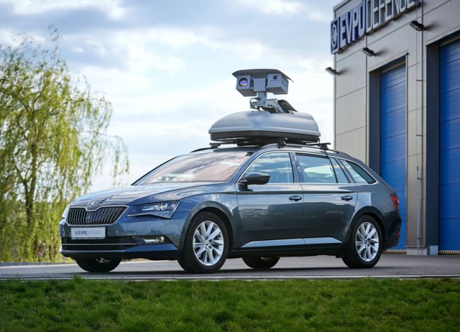 Electro-Optical Surveillance Roof Box System - portable roof box system can be installed on the roof of almost any vehicle